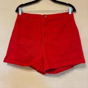 Entro High-Waisted Shorts
